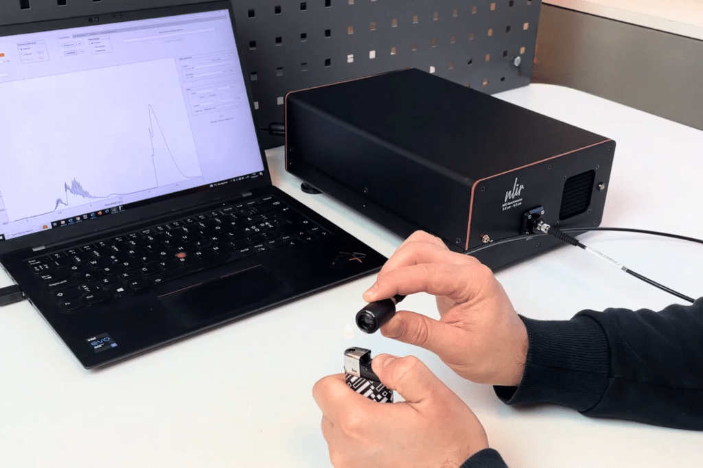 Combustion Process Measurement with NLIR MID Spectrometer